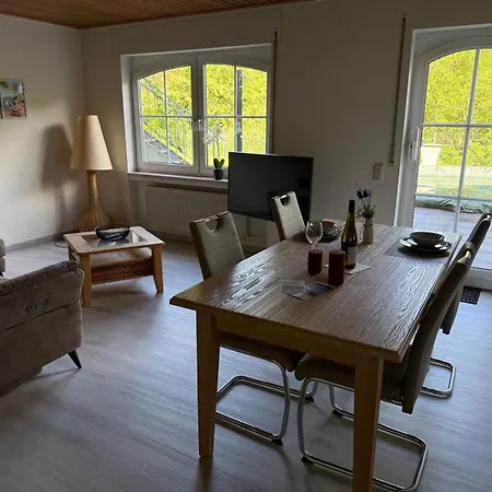 Moseloase Am Weinberg Mit Pool Und Sauna In Bullay *